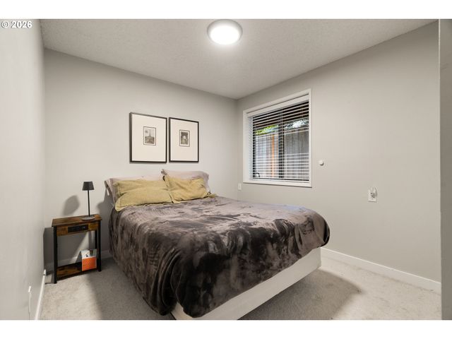 5412 Nw BURNING TREE Ct, Portland, OR 97229