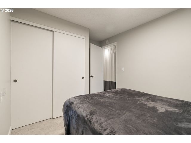 5412 Nw BURNING TREE Ct, Portland, OR 97229