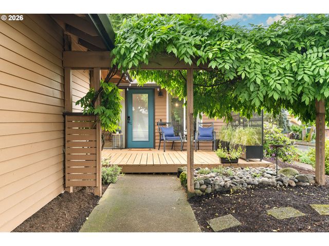 5412 Nw BURNING TREE Ct, Portland, OR 97229