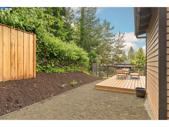 5412 Nw BURNING TREE Ct, Portland, OR 97229