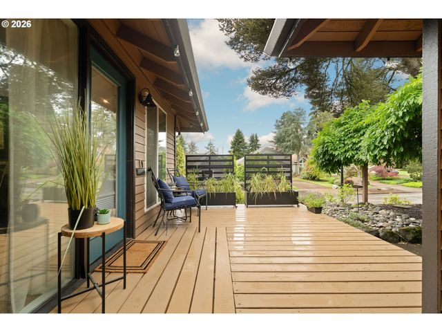 5412 Nw BURNING TREE Ct, Portland, OR 97229