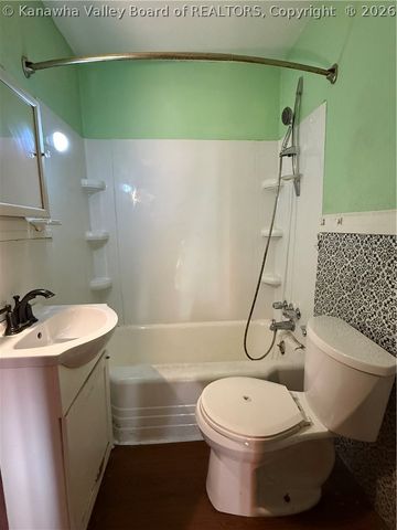 412 18th Street, Dunbar, WV 25064