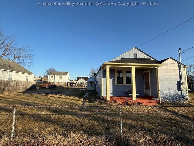 412 18th Street, Dunbar, WV 25064