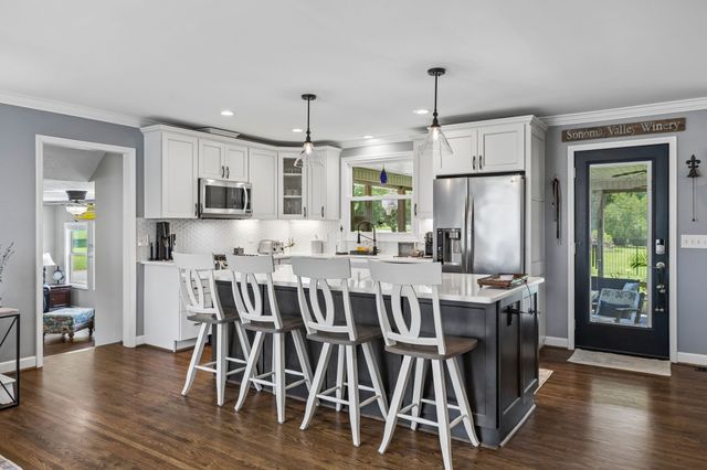 6220 Saundersville Rd, Mount Juliet, TN 37122