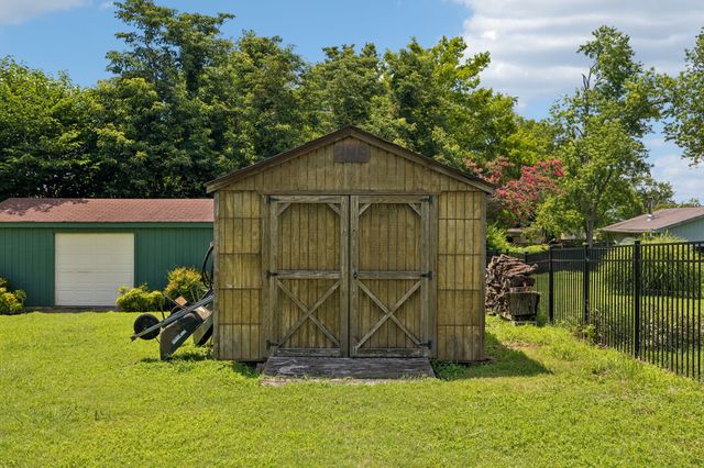 6220 Saundersville Rd, Mount Juliet, TN 37122