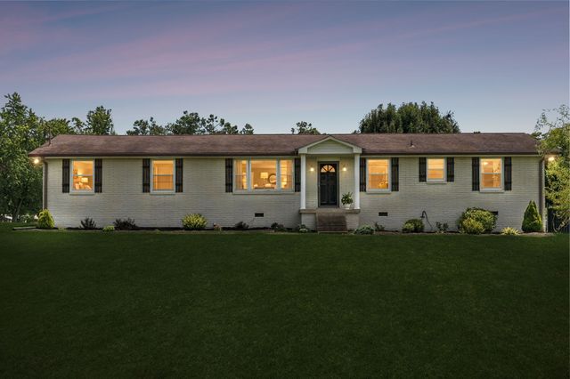 6220 Saundersville Rd, Mount Juliet, TN 37122