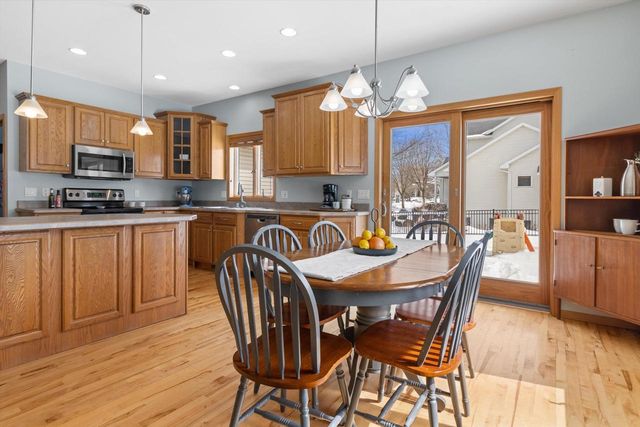 1221 Marcella Court, Sun Prairie, WI 53590