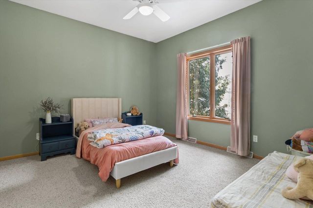 1221 Marcella Court, Sun Prairie, WI 53590