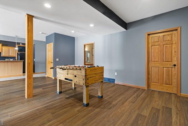 1221 Marcella Court, Sun Prairie, WI 53590