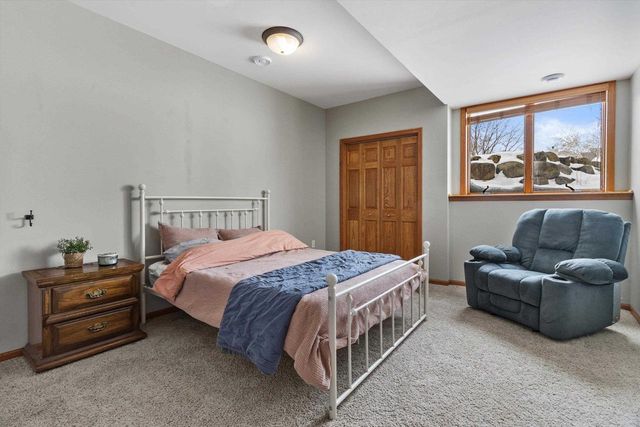 1221 Marcella Court, Sun Prairie, WI 53590