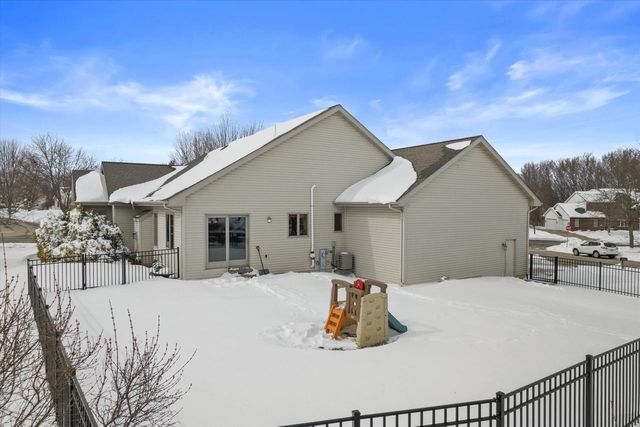 1221 Marcella Court, Sun Prairie, WI 53590