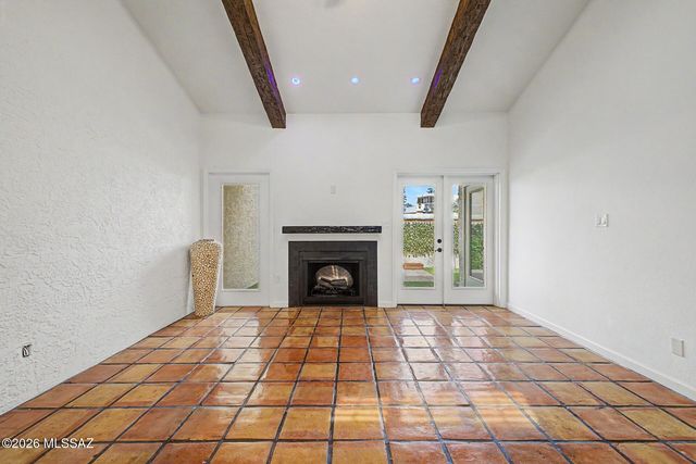 5829 N 24th Place, Phoenix, AZ 85016