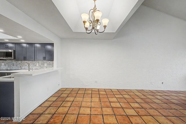 5829 N 24th Place, Phoenix, AZ 85016