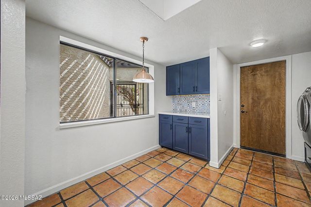 5829 N 24th Place, Phoenix, AZ 85016