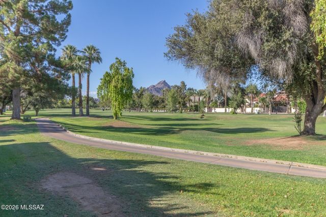 5829 N 24th Place, Phoenix, AZ 85016