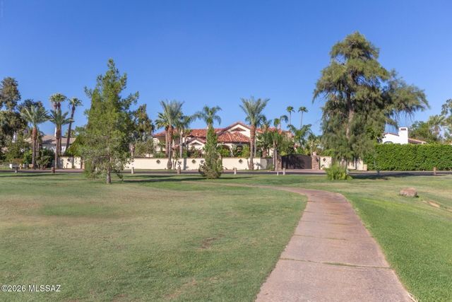 5829 N 24th Place, Phoenix, AZ 85016