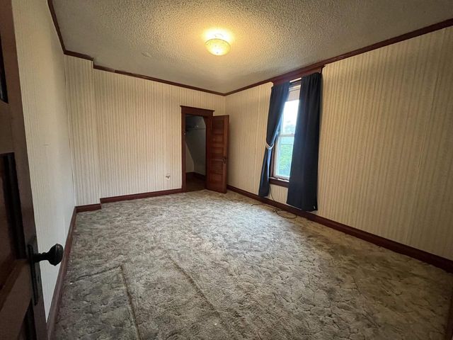 1822 N 21st St, Superior, WI 54880