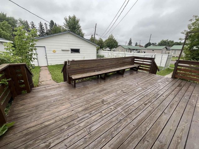 1822 N 21st St, Superior, WI 54880