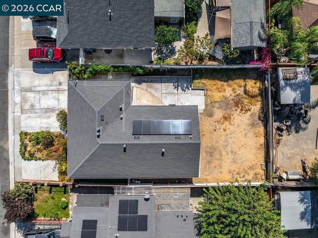 41 Canal Dr, Bay Point, CA 94565