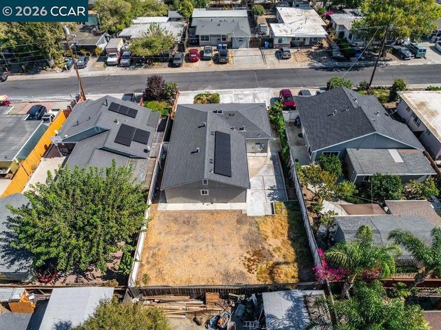 41 Canal Dr, Bay Point, CA 94565
