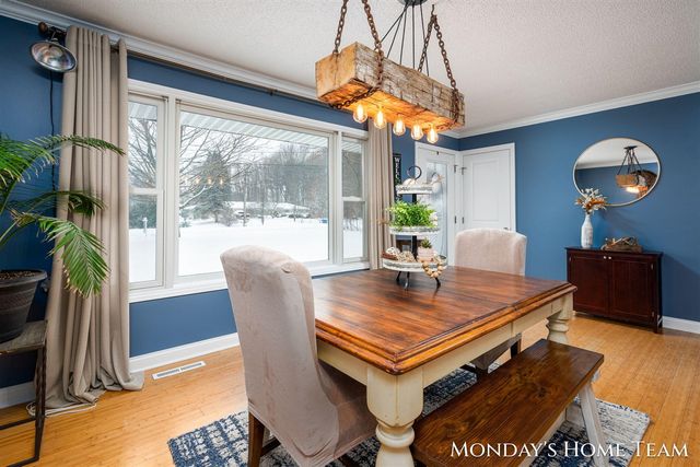 16313 Taft Road, Spring Lake, MI 49456