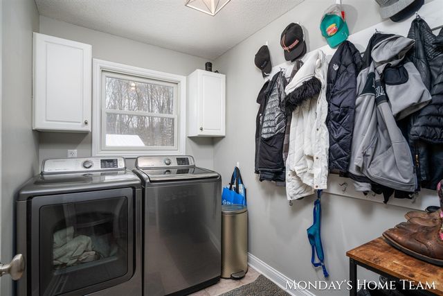 16313 Taft Road, Spring Lake, MI 49456