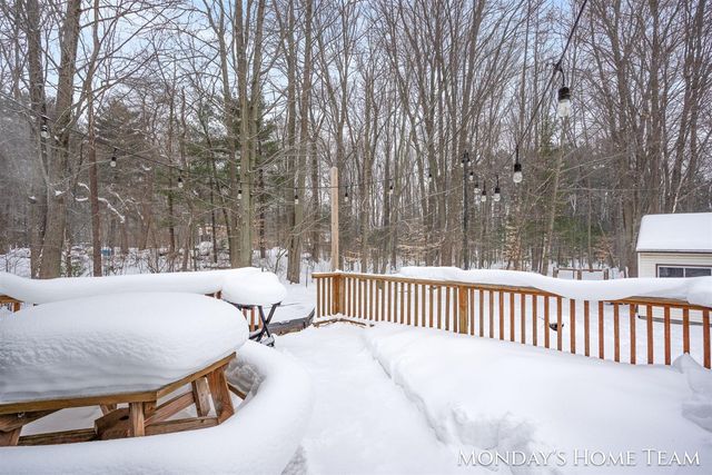 16313 Taft Road, Spring Lake, MI 49456