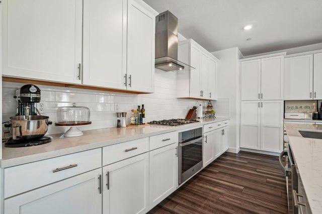 10320 Crab Apple Dr, Stockton, CA 95219