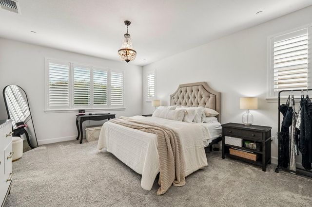 10320 Crab Apple Dr, Stockton, CA 95219