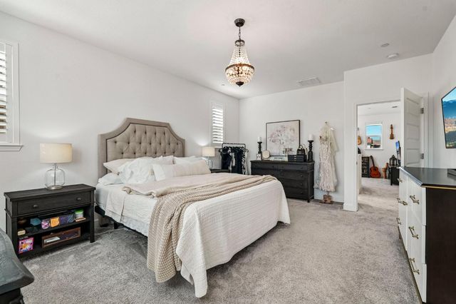 10320 Crab Apple Dr, Stockton, CA 95219