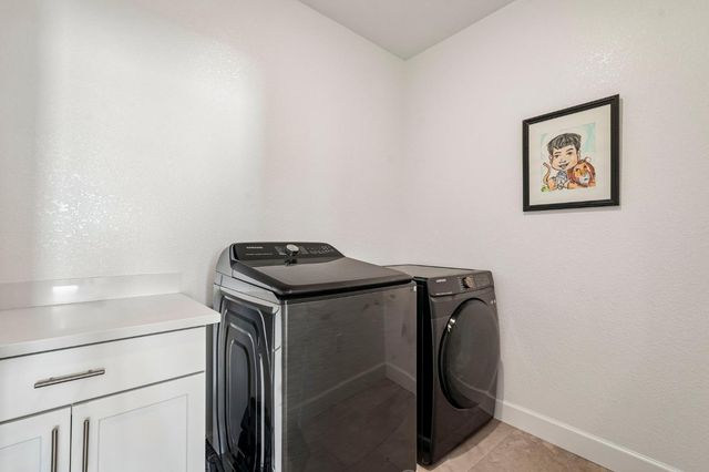 10320 Crab Apple Dr, Stockton, CA 95219