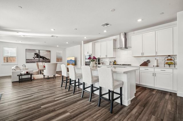 10320 Crab Apple Dr, Stockton, CA 95219