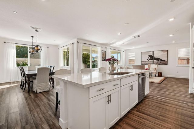 10320 Crab Apple Dr, Stockton, CA 95219