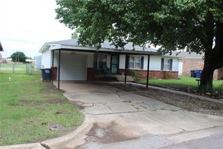 28 Bonnie Sue Avenue, Meeker, OK 74855