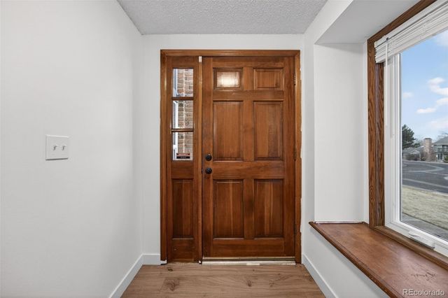 4110 S Evanston Circle B, Aurora, CO 80014