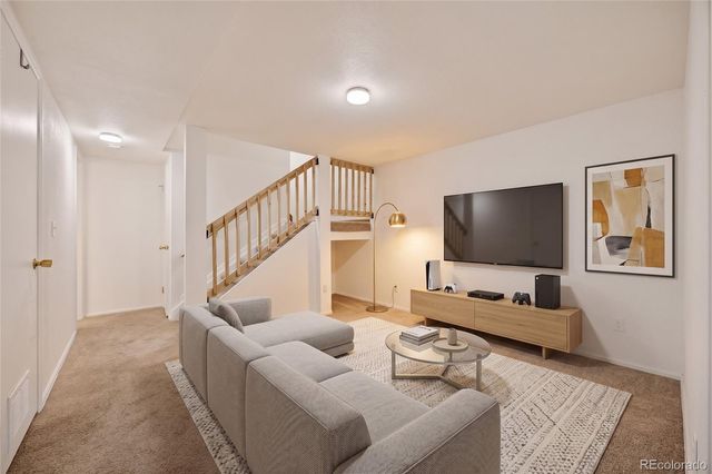 4110 S Evanston Circle B, Aurora, CO 80014