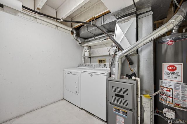 4110 S Evanston Circle B, Aurora, CO 80014