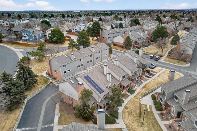 4110 S Evanston Circle B, Aurora, CO 80014