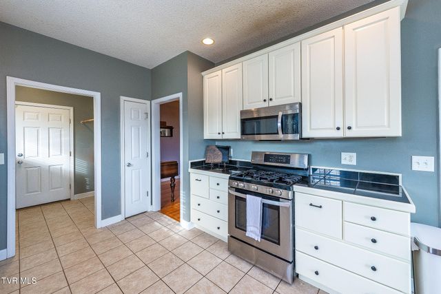 179 Cindy Anne Drive, Gray, TN 37615