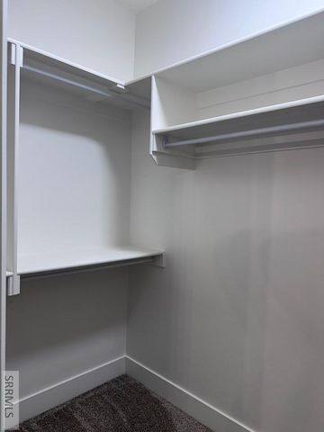 5873 Macrae Dr, Idaho Falls, ID 83402