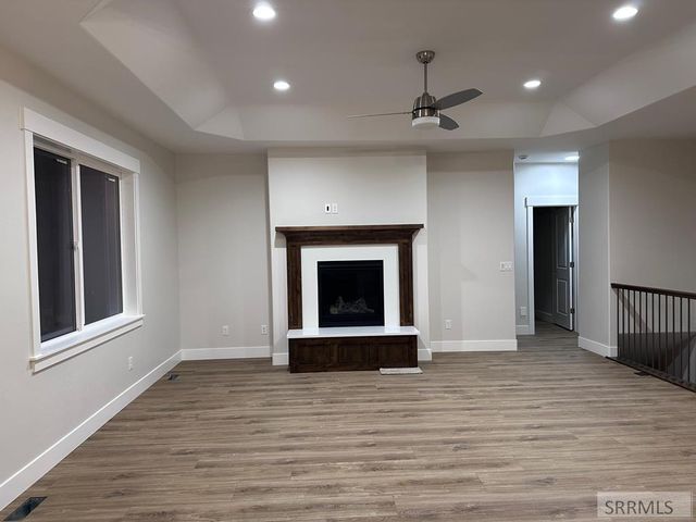 5873 Macrae Dr, Idaho Falls, ID 83402