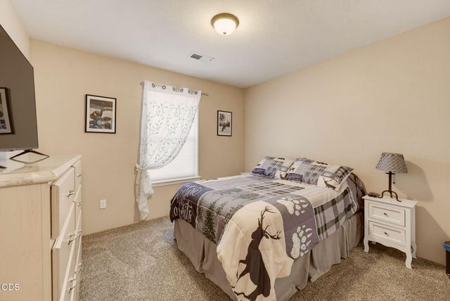 1003 SE Grandview Avenue, Grants Pass, OR 97527