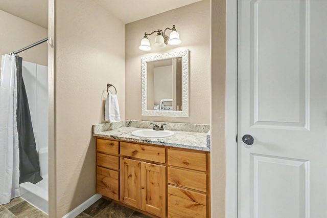 1003 SE Grandview Avenue, Grants Pass, OR 97527