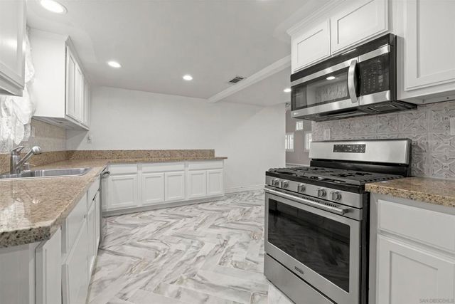 12730 8Th St, Yucaipa, CA 92399