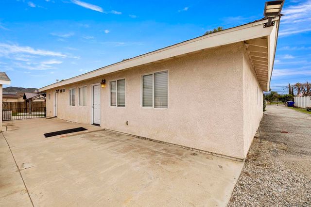 12730 8Th St, Yucaipa, CA 92399