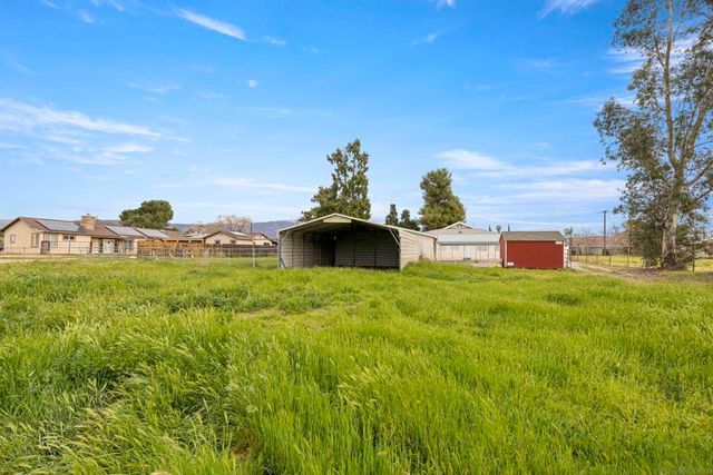 12730 8Th St, Yucaipa, CA 92399