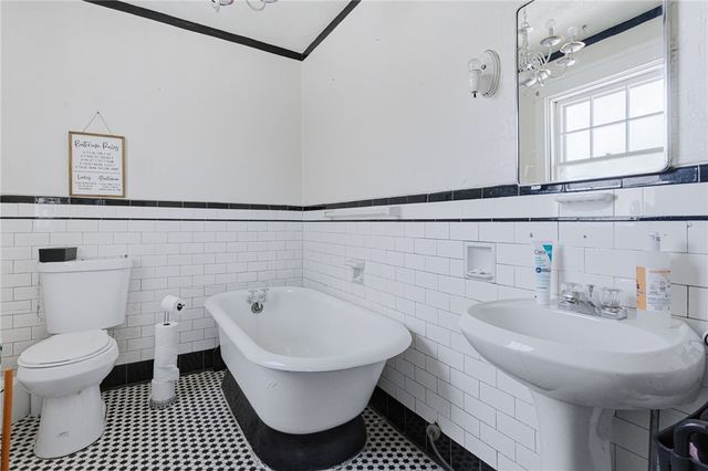 87 Elder Street, Pawtucket, RI 02860