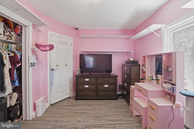 14 RIDGE RD, Aston, PA 19014
