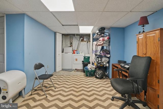 14 RIDGE RD, Aston, PA 19014