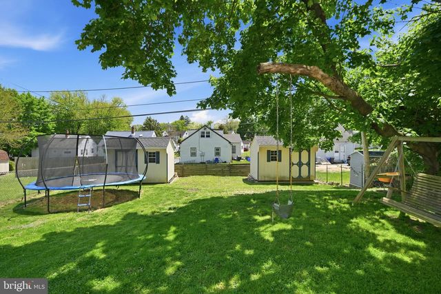 14 RIDGE RD, Aston, PA 19014